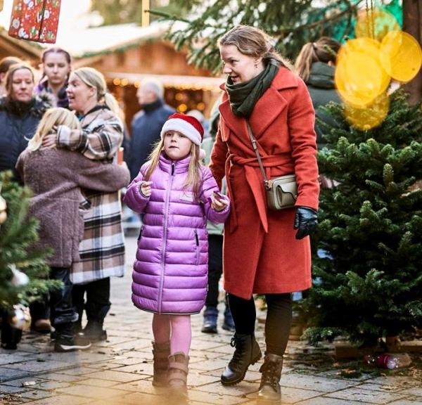 Gå på opdagelse i mere end 50 spændende julemarkedsboder til julemarkedet på Nyborg Torv